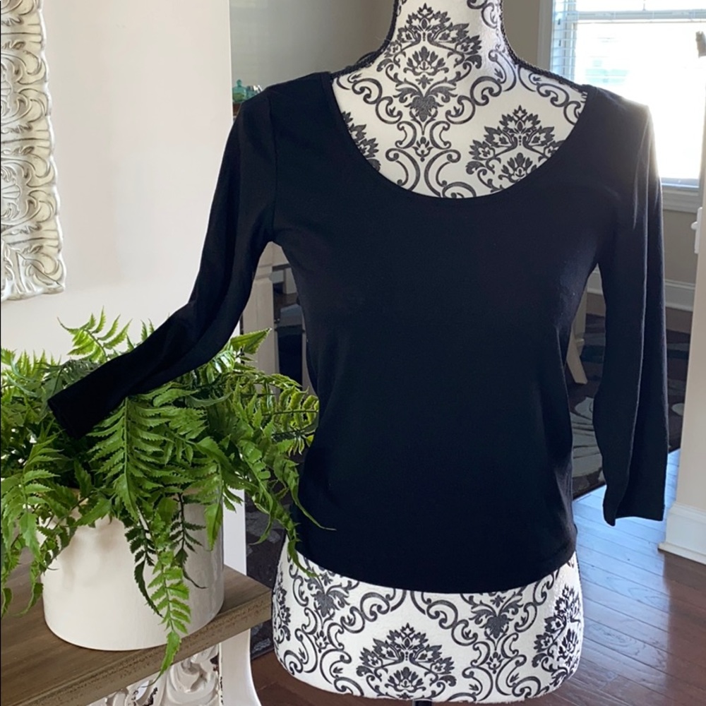 Crop top sweater